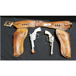 VINTAGE CHILD'S LEATHER GUNBELT & CAP GUNS