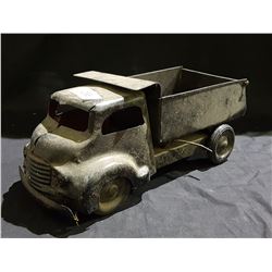 VINTAGE MINITOYS STEEL DUMP TRUCK