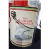 Image 2 : LOT OF 6 VINTAGE COLLECTIBLE TINS