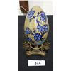 Image 1 : CLOISONNE EGG ON STAND