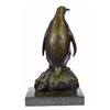 Image 7 : Emperor Penguin Family Bronze Sculpture