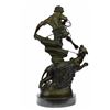 Image 8 : Man Defends himself against Lion Bronze Sculpture