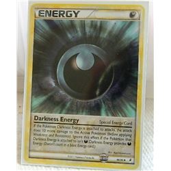 POKEMON COLLECTOR CARD IN PROTECTIVE SLEEVE - ENERGY - DARKNESS - UNCOMMON - 86/95