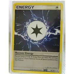 POKEMON COLLECTOR CARD IN PROTECTIVE SLEEVE - ENERGY - DARKNESS - UNCOMMON - 96/100