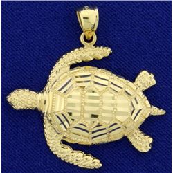 Sea Turtle Pendant in 14K Yellow Gold