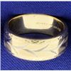 Image 2 : Woman's Wedding Band