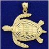 Image 1 : Sea Turtle Pendant in 14K Yellow Gold