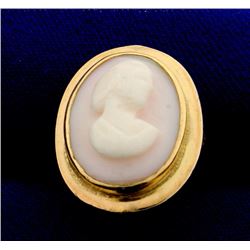 Antique Cameo Ring in 14K Yellow Gold