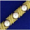 Image 2 : 18k Gold and Akoya Pearl Designer Bracelet