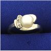 Image 1 : Pearl and Diamond Ring in 14K White Gold