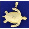 Image 2 : Sea Turtle Pendant in 14K Yellow Gold