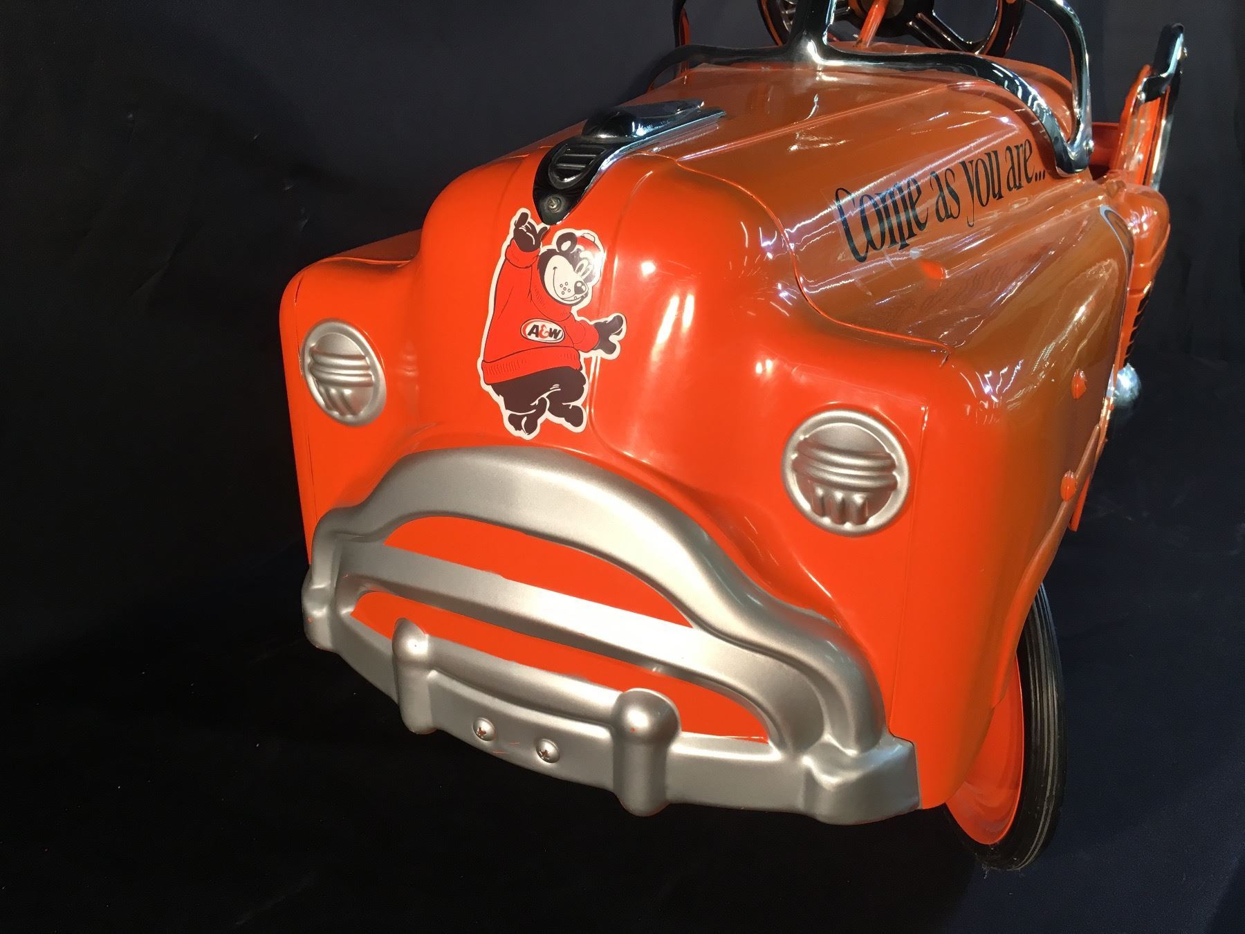 Vintage A&W Kids Metal Pedal Pickup Truck Style Pedal Car