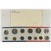 Image 2 : 1981 US MINT SET (UNC) P/D/S (WITH ENVELOPE)