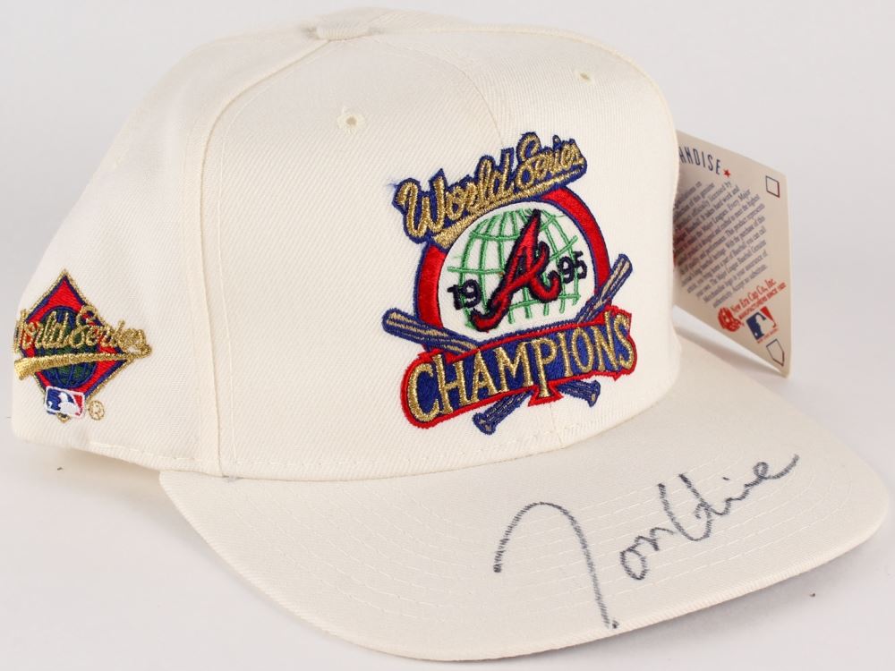 Tom Glavine Signed 1995 Braves World 