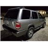 Image 4 : 2001 - NISSAN PATHFINDER // REBUILT SALVAGE