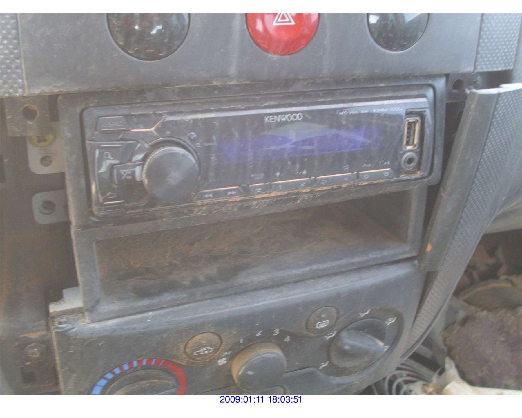 2006 - CHEVROLET AVEO - Rod Robertson Enterprises Inc.