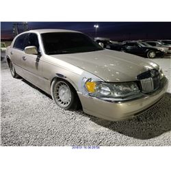 1998 - LINCOLN TOWN CAR