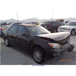 2004 - TOYOTA CAMRY