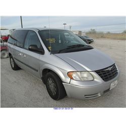 2005 - CHRYSLER TOWN AND COUNTRY