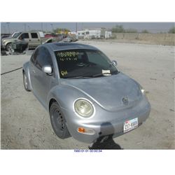 2000 - VOLKSWAGEN BEETLE // REBUILT SALVAGE