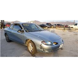 2000 - FORD ESCORT // REBUILT SALVAGE