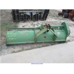 JOHN DEER SHREDDER