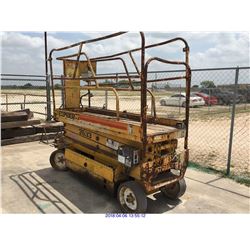 CONDOR SCISSOR LIFT