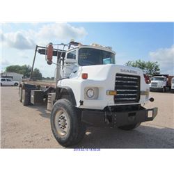 2003 - MACK DM600 ROLL OFF TRUCK