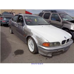 1998 - BMW 528I//SALVAGE TILE