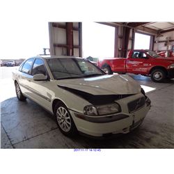 2000 - VOLVO S-80 // SALVAGE TITLE