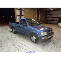 1999 - TOYOTA TACOMA // SALVAGE
