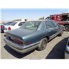 Image 4 : 1994 - BUICK PARK AVENUE // SALVAGE TITLE