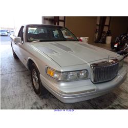 1997 - LINCOLN TOWN CAR