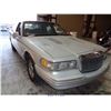 Image 1 : 1997 - LINCOLN TOWN CAR
