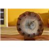Image 1 : Clock-Agate (17-18Cm) Nr.8 Assorted Color Gift Item