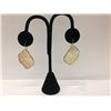 Image 1 : Yellow Shell .925 Sterling Silver Earring 3.2g