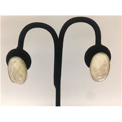 Sterling Silver MOP Earring
