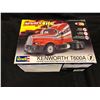 Image 1 : REVELL KENWORTH T600A 1/32 SCALE MODEL KIT (IN BOX)