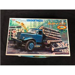 ARII PLASTIC MODEL LOGGER TRUCK IN BOX (PLASTIC MODEL TRUCK SERIES)