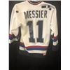 Image 2 : MARK MESSIER VANCOUVER CANUCKS HOCKEY JERSEY (KIDS MEDIUM)