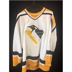 PITTSBURGH PENGUINS CCM HOCKEY JERSEY (XL)