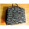 Image 5 : BORATZ CASE WITH ASSORTED DOLL CLOTHING