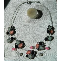 NECKLACE - FLOATING GEMSTONES - FLOWERS