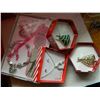 Image 1 : NEW GIFT SETS - 4 TTL