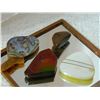 Image 1 : GEMSTONES & OTHER - ABALONE & MORE - 5.7gm - 5PC TTL