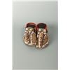 Image 2 : Central Plains Beaded Man's Moccasins, 10" long