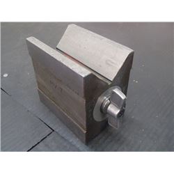 Magnetic V-Block, Overall: 4" x 2.5" x 3.5"