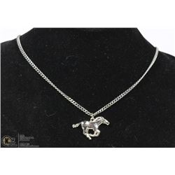 HORSE AVON PENDANT WITH CHAIN