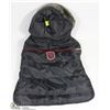 Image 1 : CANADIANA DOG PARKA SIZE MEDIUM, FITS 14"-19"