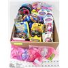 Image 1 : FLAT OF CHILDRENS TOYS AND SCHOOL SUPPLIES